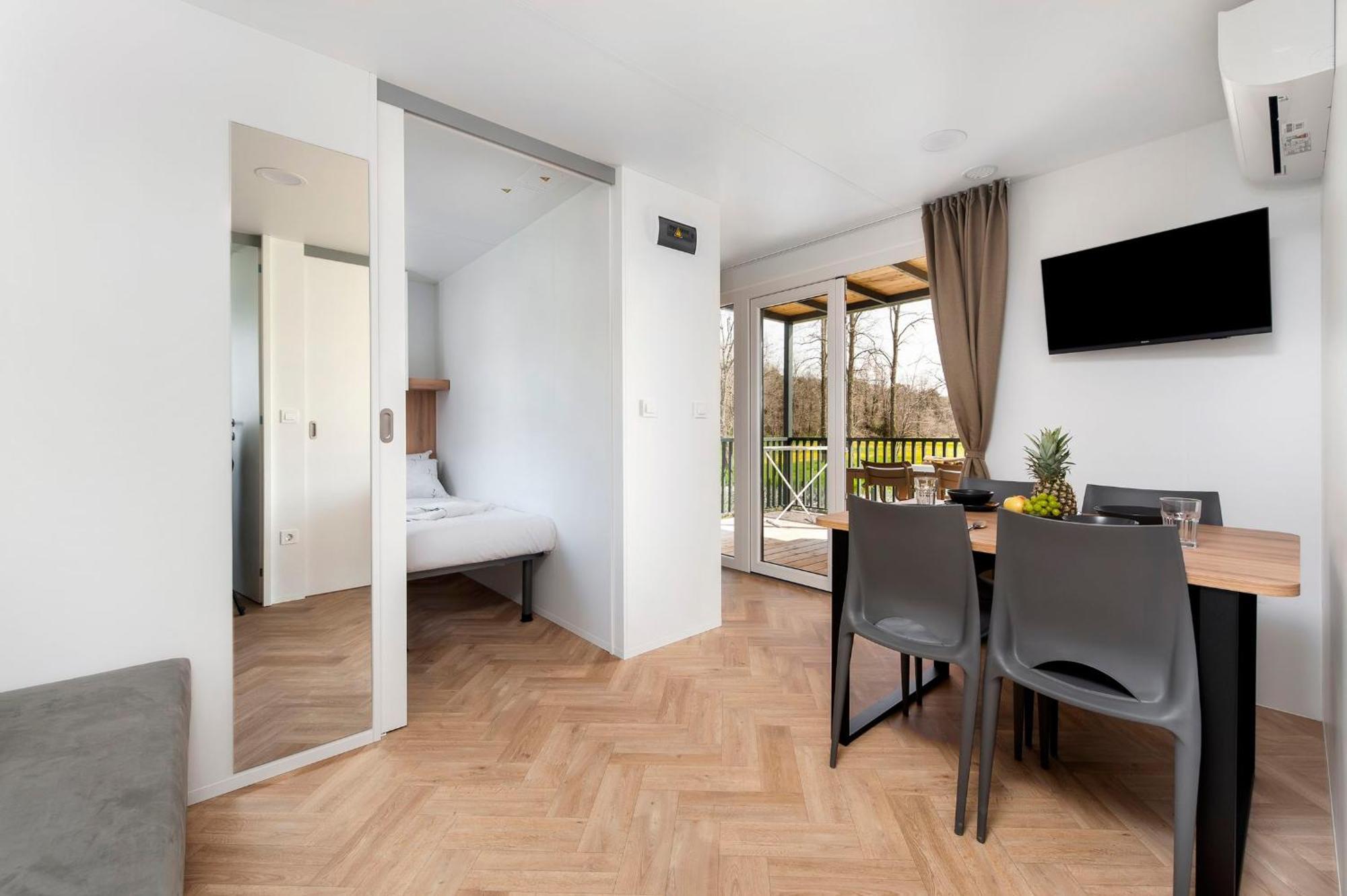 Mobile Homes Casapini In Fkk Camping Solaris Porec Exterior photo